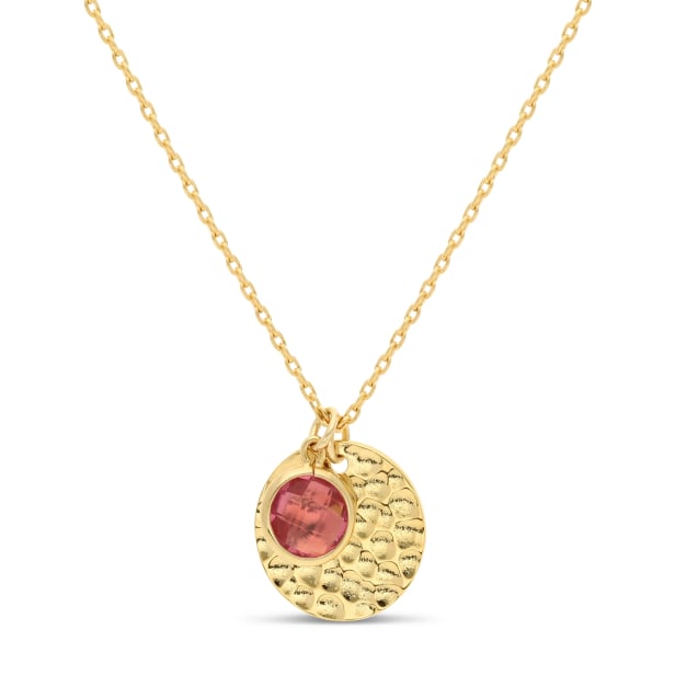 Packshot du Collier personnalisé médaille martelée 15 mm Plaqué Or et pierre fine fuchsia Packshot du Collier personnalisé médaille martelée 15 mm Plaqué Or et pierre fine fuchsia