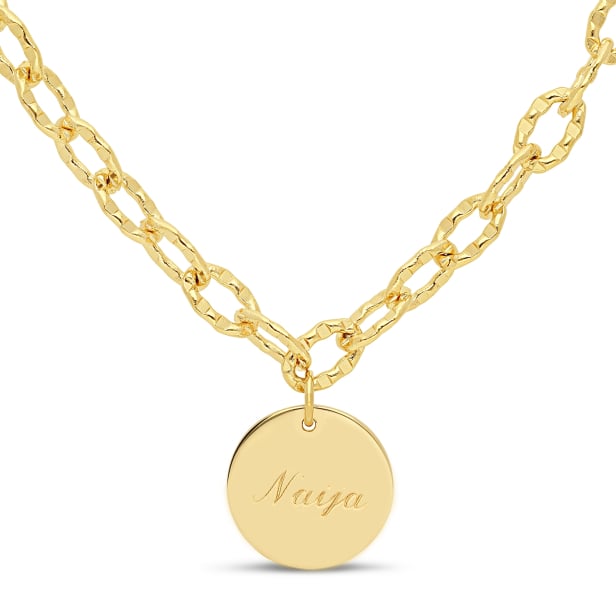 Collier personnalisé maille arrondie et médaille martelée, plaqué or
