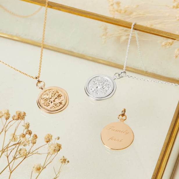 Collier médaille gravée arbre de vie, plaqué or