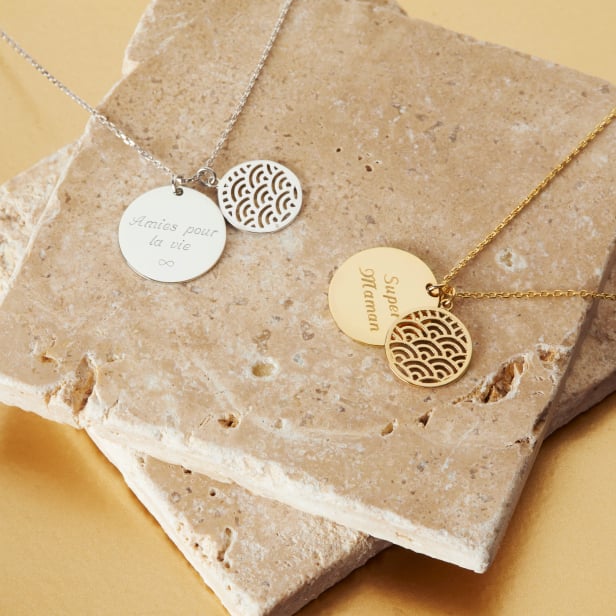Collier personnalisé double médailles : lisse et motif ajouré, argent