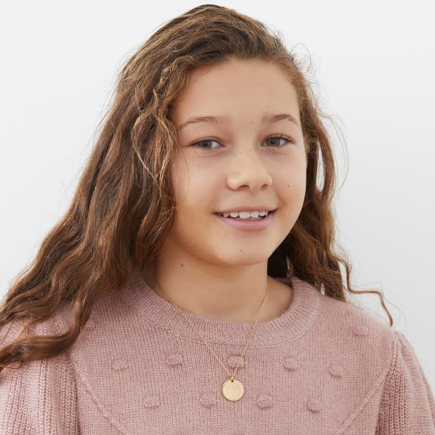 Collier enfant personnalisé médaille perlée, plaqué or
