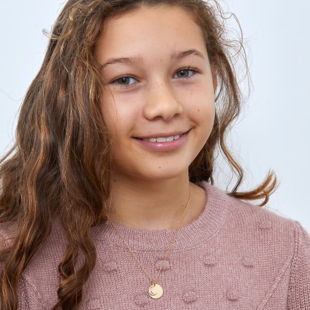 Collier enfant médaille gravée et charm lune à strass, plaqué Or