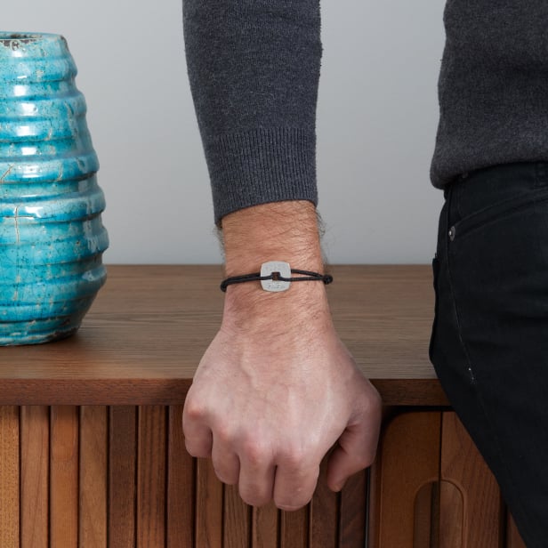 Bracelet cordon gravé médaille losange, argent