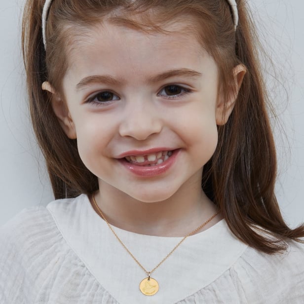 Collier personnalisé enfant dessin colombe, plaqué or