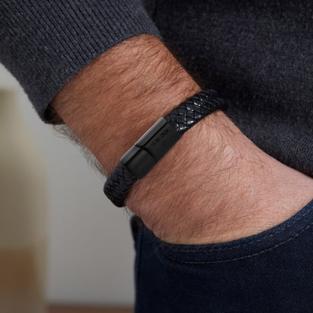 Bracelet homme personnalisé en cuir noir tressé