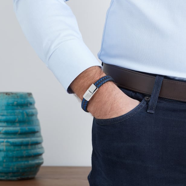 Bracelet homme personnalisé en cuir tressé noir et bleu, boucle argentée