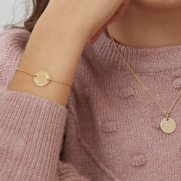 Photo zoomée du bracelet personnalisé pour enfant en plaqué or