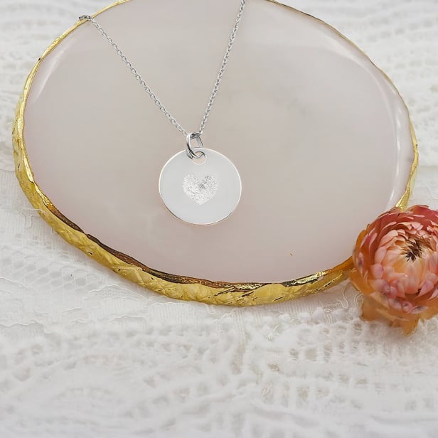 Collier gravé dessin empreinte coeur, argent