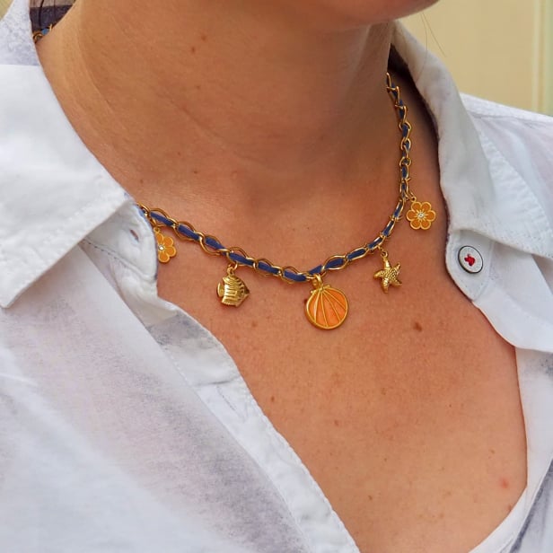 Collier charms personnalisé chaîne dorée et cordon bleu foncé, acier inoxydable