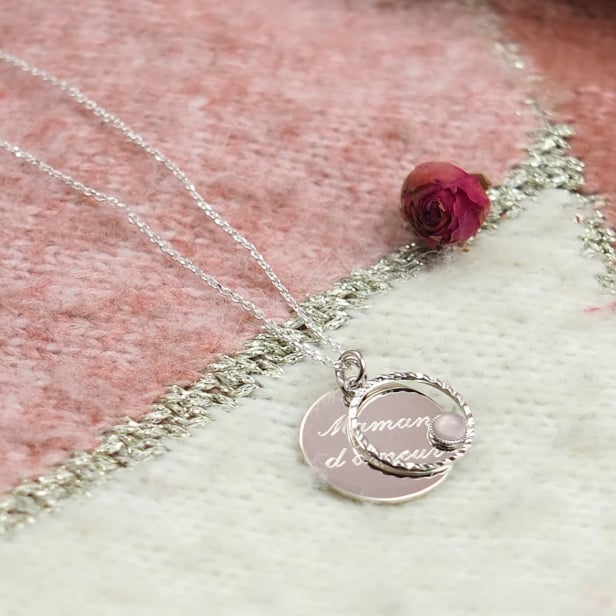 Collier personnalisé médaille lisse et charm ajouré pierre rose, argent