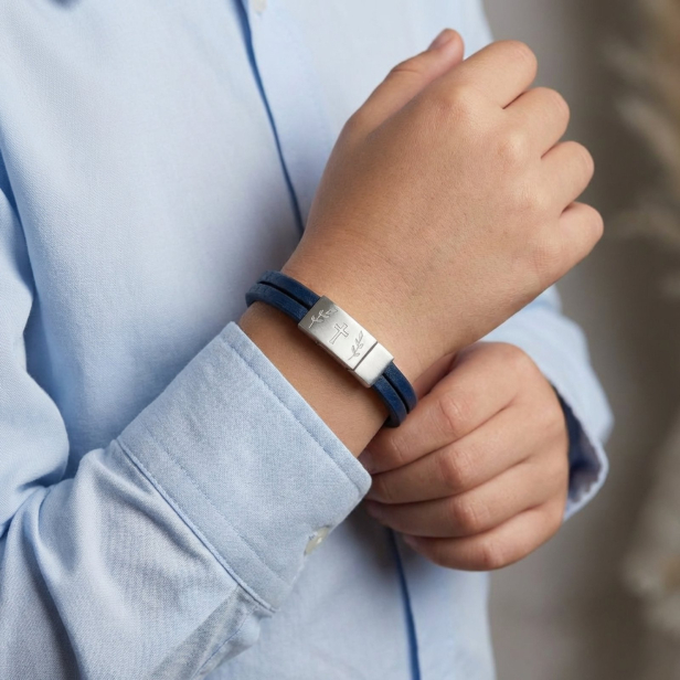 Bracelet illustré "Croix et Rameaux" en cuir plat, double tour avec boucle argentée