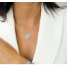 Porté du collier double médailles gravées en Argent