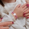 Photo porté du bracelet liberty personnalisé avec médaille argent