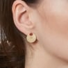 Boucles d'oreilles fuchsia médailles classiques 15 mm