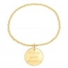 Packshot bracelet élastique perles Plaqué Or et médaille 20 mm gravée
