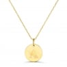Packshot collier personnalisé enfant avec lettre florale et médaille en plaqué or