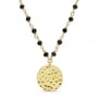 Packshot du Collier avec pierres noires et médaille martelée personnalisée 15 mm Plaqué Or