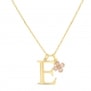 Collier charm lettre 18 mm Plaqué Or et son pendentif trèfle rose