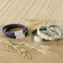 Bracelet enfant personnalisé en cuir plat blanc, double tour avec boucle argentée