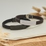 Bracelet homme personnalisé en cuir tressé marron et boucle noire