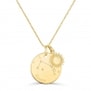 Collier personnalisé astro avec prénom gravé sur la médaille.