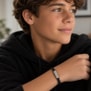 Bracelet enfant personnalisé en cuir tressé noir avec boucle argentée