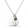 Collier médaille personnalisée grand format & son pendentif martelé pierre verte, argent