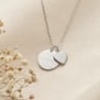 Collier personnalisé enfant médaille lisse et petit charm coeur, argent