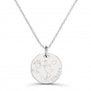 Médaille de naissance en argent avec  bébé gravé.